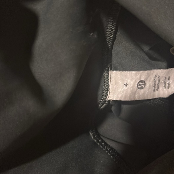 Lululemon Base Pace Legging - Picture 4 of 4